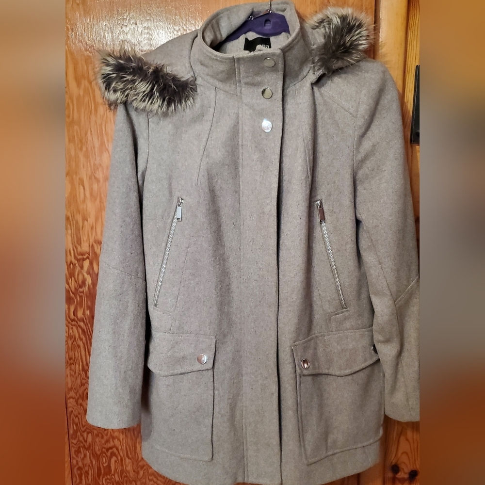 a.n.a Women's Coat with Faux Fur Hood, Large, Good Condition
